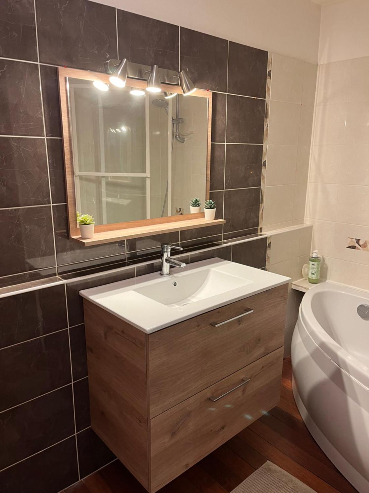 Appartement Avec Jardin Au Pied Du Centre-Ville Caen Buitenkant foto